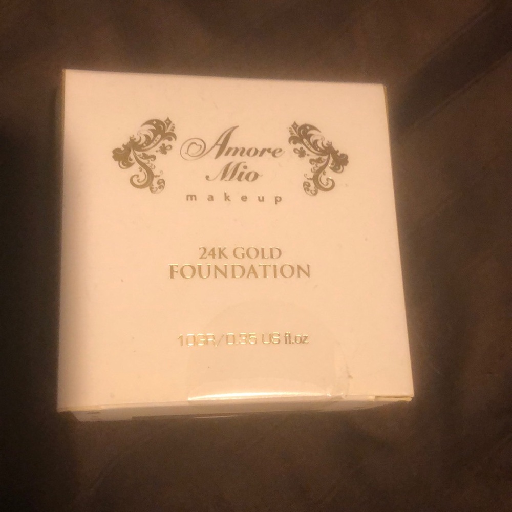 24K Gold Foundation